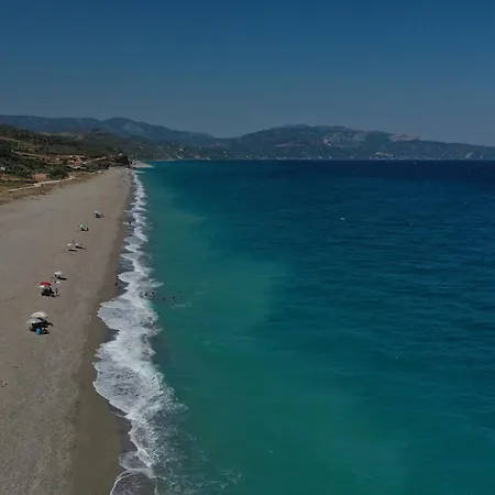 Bella Vista 3* Okhthonia